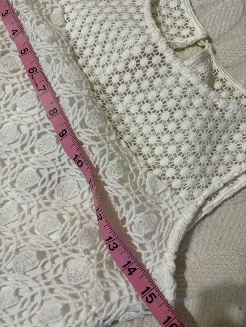 Like new White House Black Market sleeveless shift dress in white crochet lace. - Picture 6 of 8